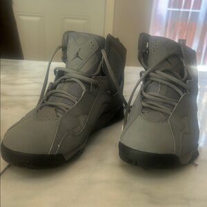 Jordan True Flight Grey